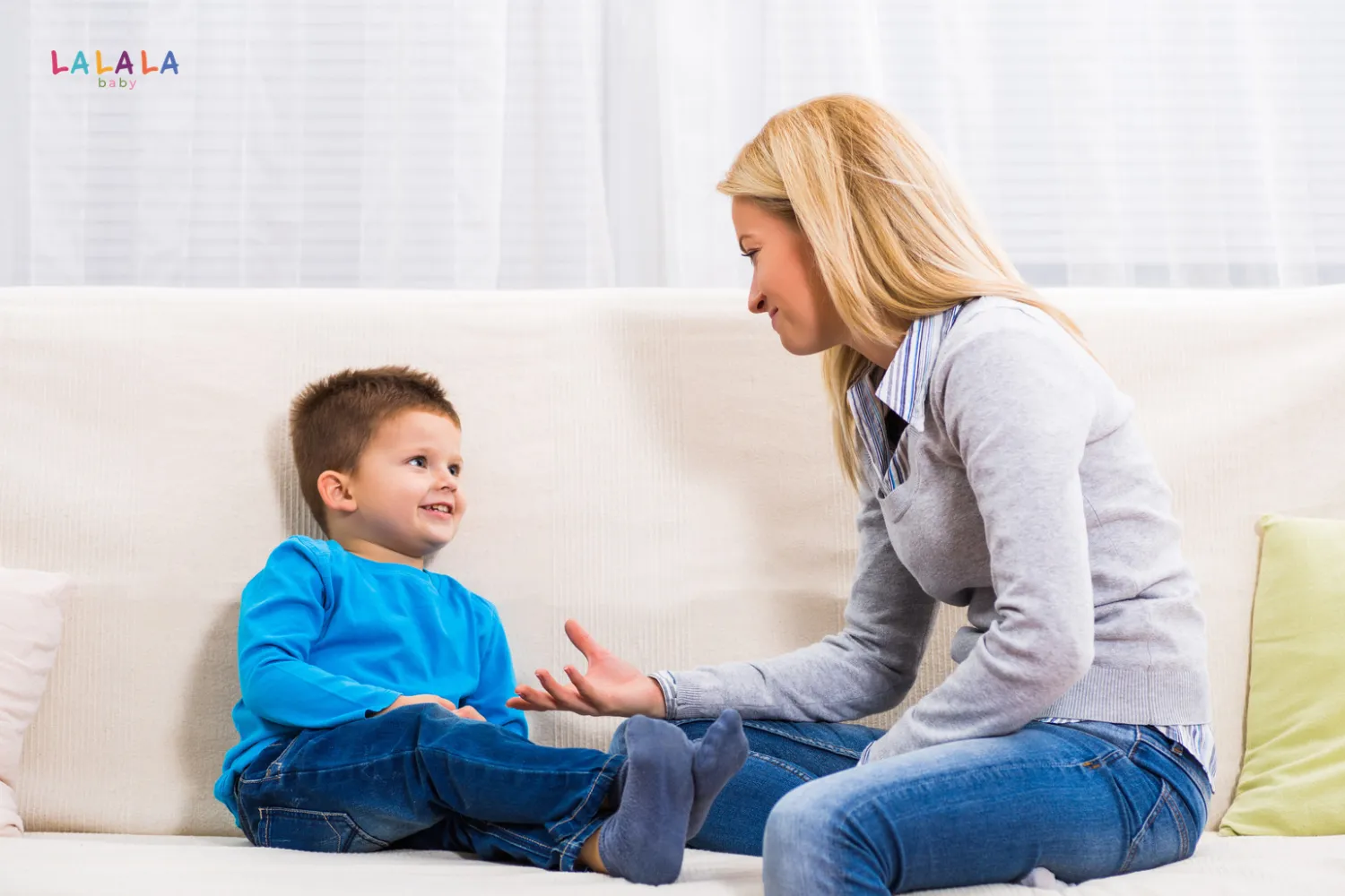 Cùng bé chơi các trò chơi khám phá và những câu hỏi tại sao?
