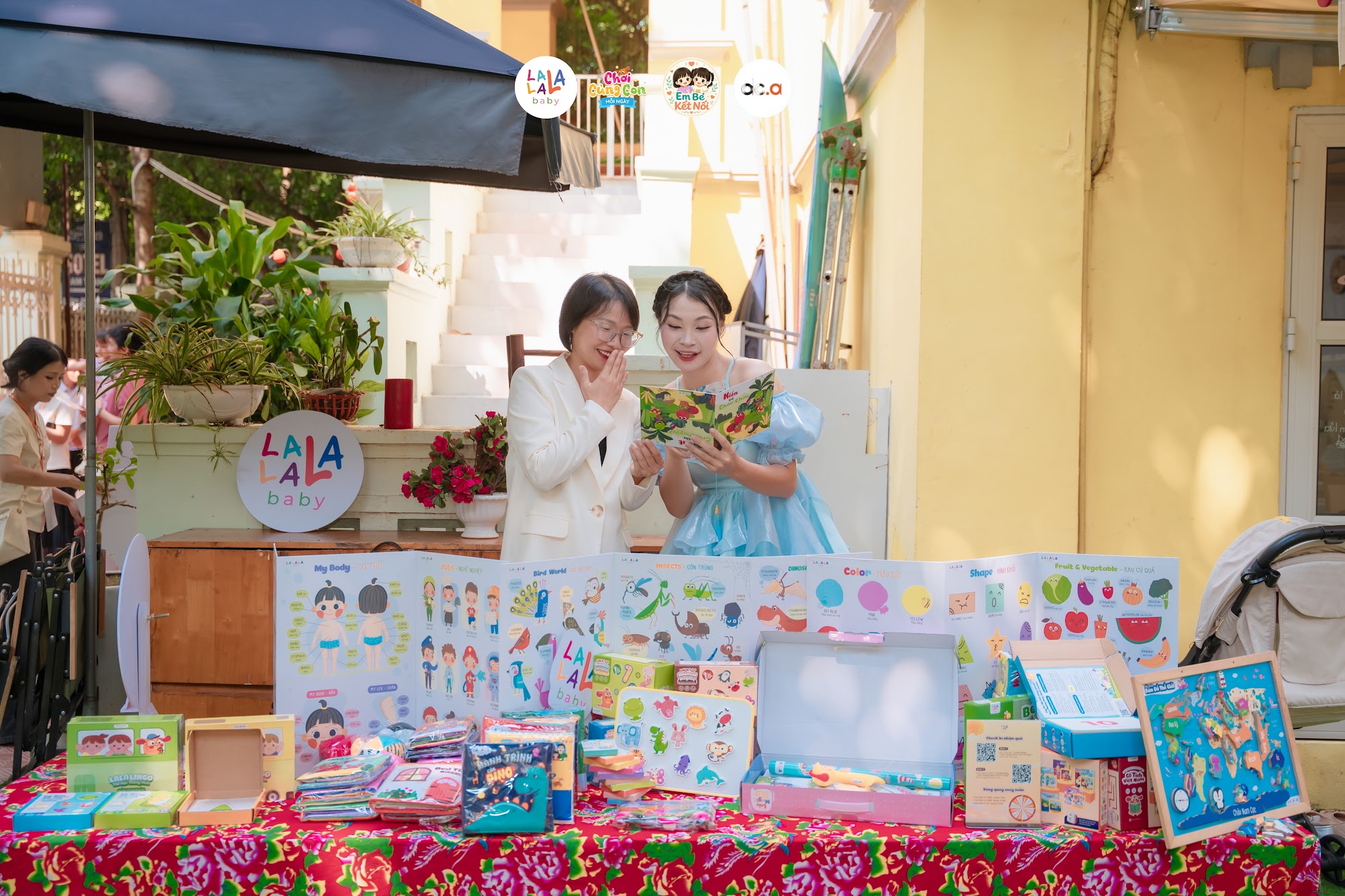 Cảm ơn ba mẹ và các bạn nhỏ đã cùng Lalala Baby tạo nên một mùa trăng thật đáng nhớ Cảm ơn ba mẹ và các bạn nhỏ đã cùng Lalala Baby tạo nên một mùa trăng thật đáng nhớ