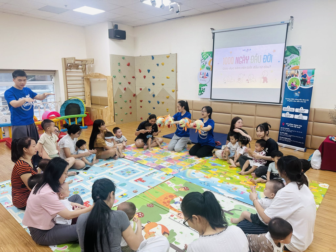 Hoạt động rối tay kết hợp âm nhạc Hoạt động rối tay kết hợp âm nhạc