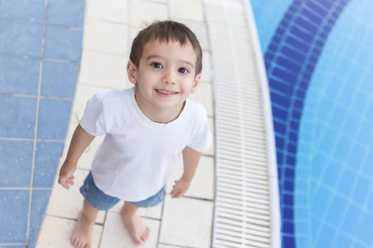 Trẻ 3 tuổi chưa biết nói hoặc chỉ nói được vài từ là dấu hiệu ba mẹ nên đưa con đi - trẻ 3 tuổi chưa biết nói có sao không
