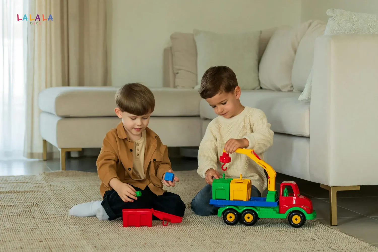 Trò chơi đóng vai cho con cơ hội nói nhiều lượt trong một tình huống - 3 tuổi biết nói chưa